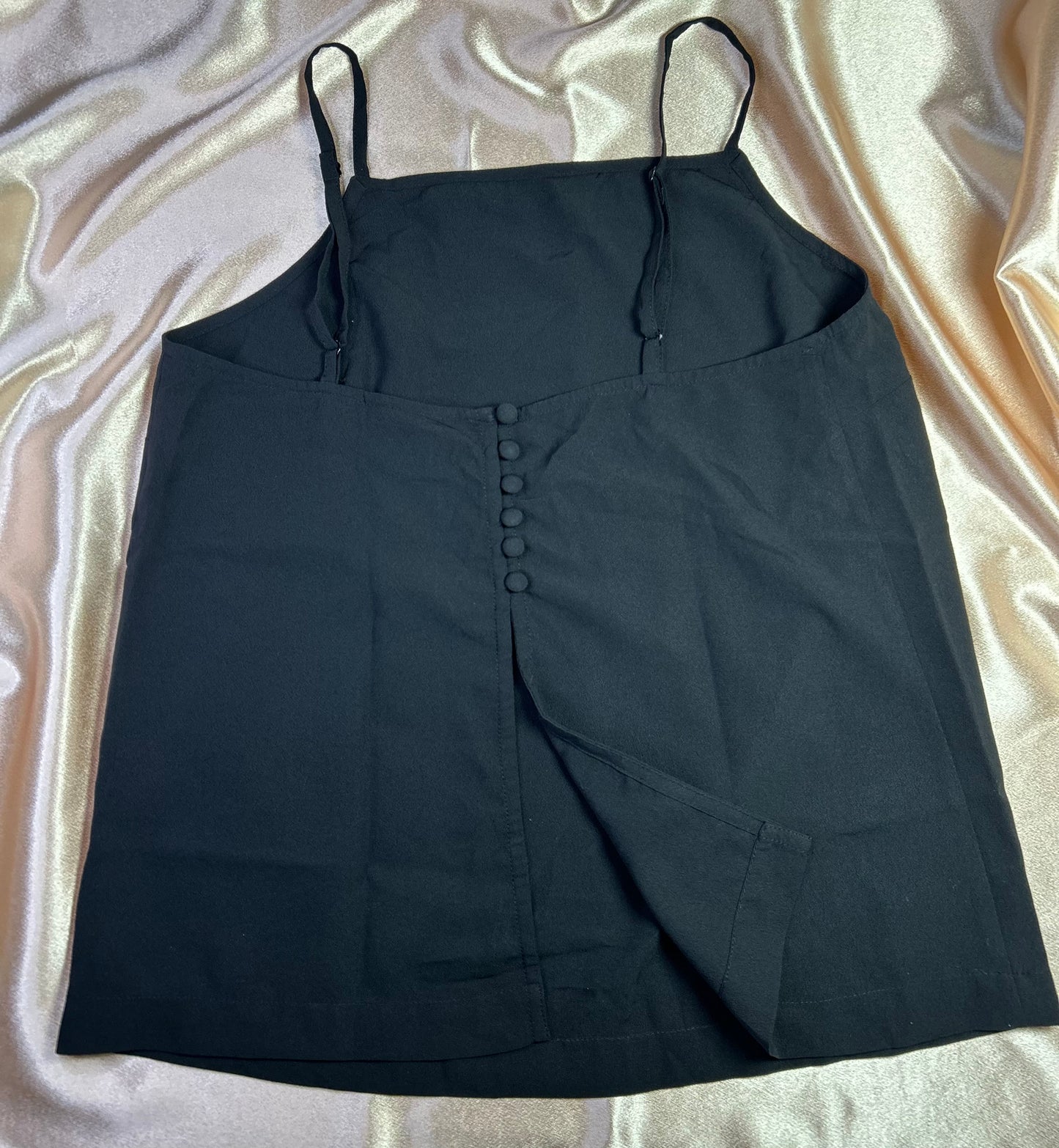TOP FLUIDE BOUTONNÉ - ASOS