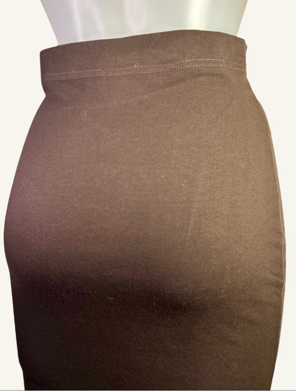 JUPE COURTE MOULANTE - ONYX