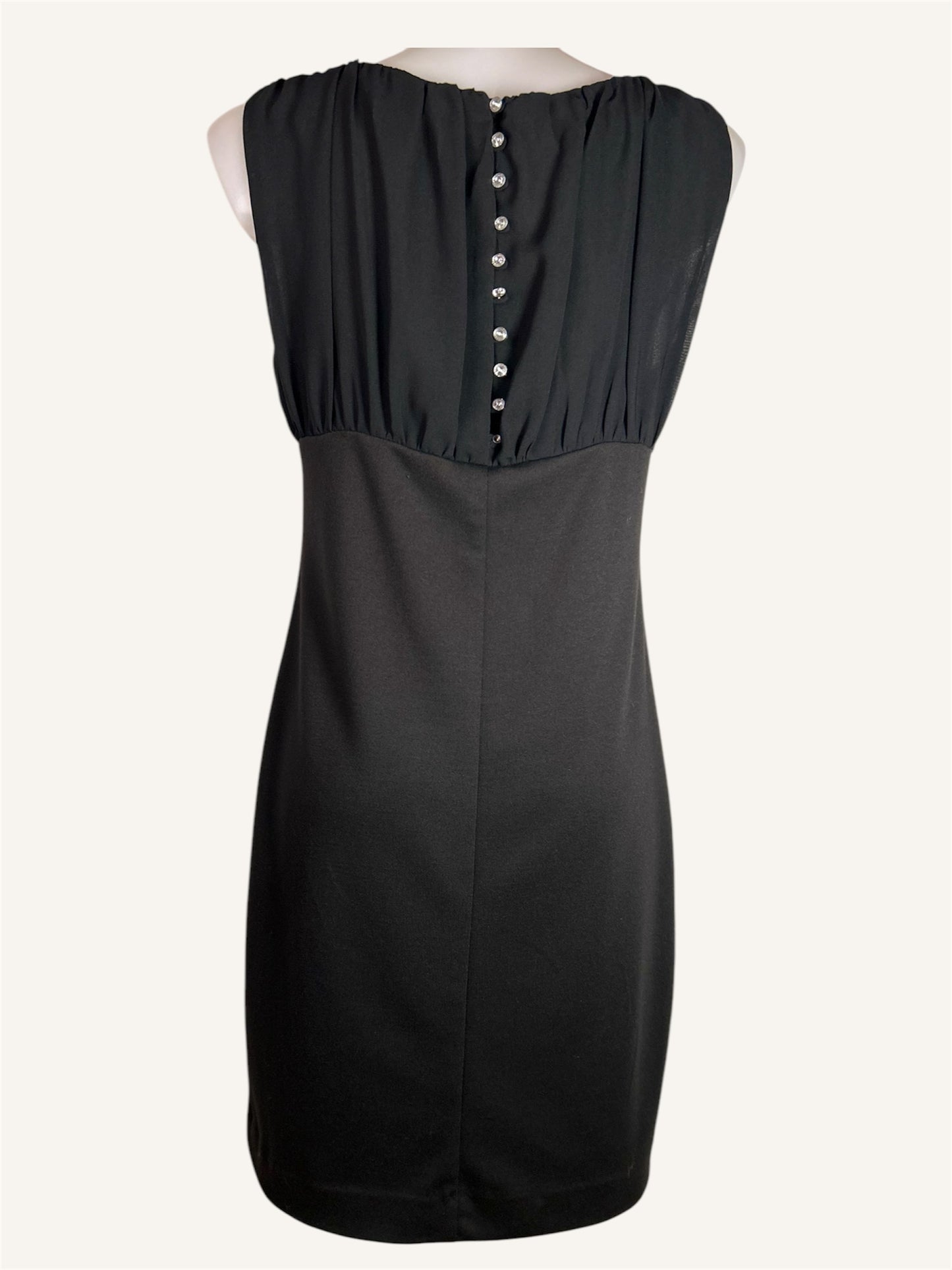 ROBE NOIRE - SINEQUANONE