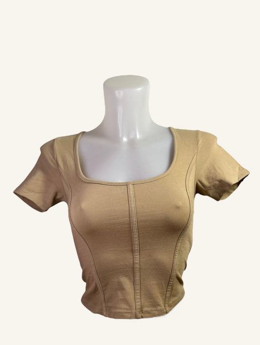 T-SHIRT À COL CARRÉ DÉCONTRACTÉ - STRADIVARIUS