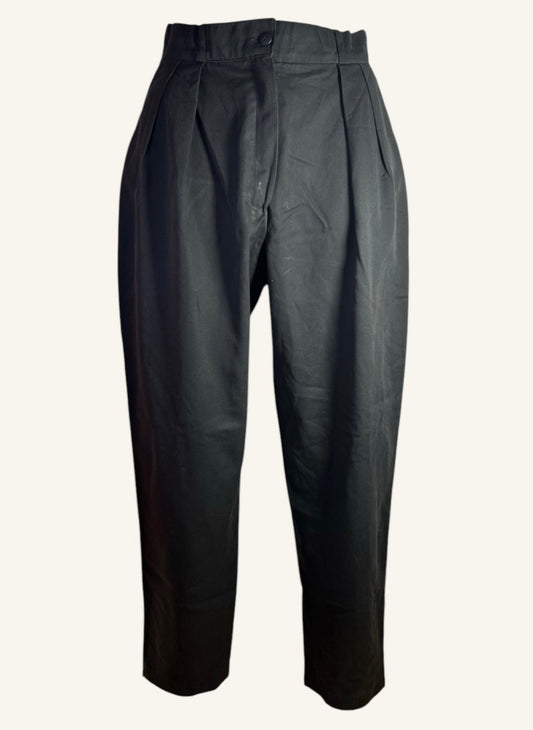 PANTALON AVEC COUTURES