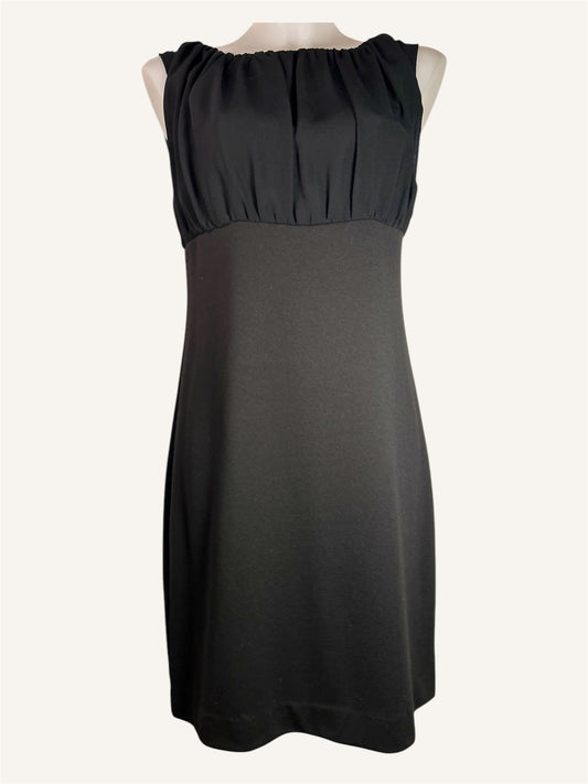 ROBE NOIRE - SINEQUANONE